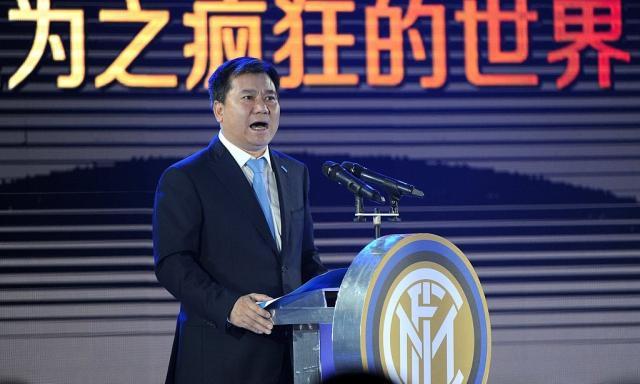 1613096655924057856.jpg 00716768.jpg